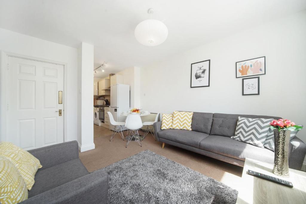 Apartamento 2 Bed Cozy Apartment in Central London Fitzrovia FREE WIFI by City Stay London