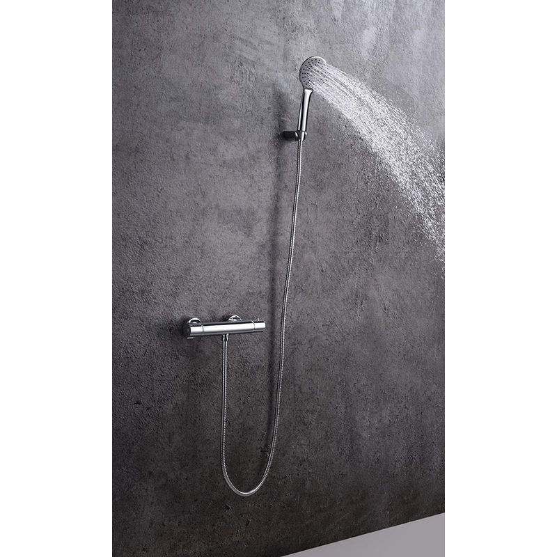 Grifo termostático para ducha PAR con equipo y manetas de latón. Incluye flexo de acero inoxidable, mango de ducha y soporte de ducha Kibath