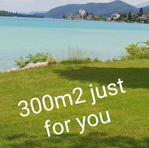 Ofertas en Cosy Lake cottage, 300m2 lake area just for you ! (Villa), Maria Wörth (Austria)