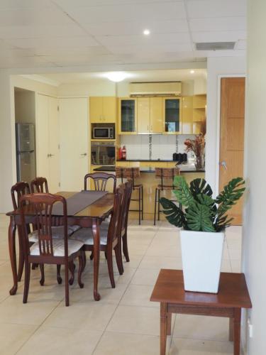 Ofertas en Bed and Breakfast with airport transfers and rental car (Bed & breakfast), Mount Ommaney (Australia)