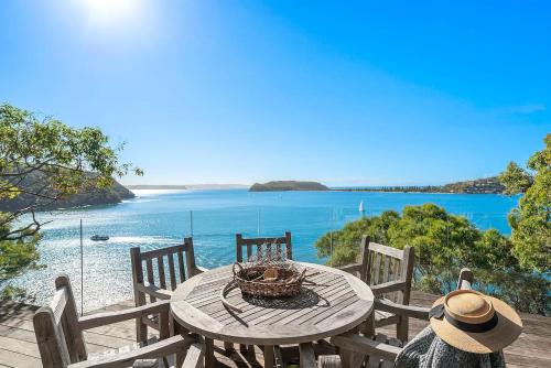 Ofertas en Cape Mackerel Cabin with Magic Palm Beach & Pittwater Views (Casa o chalet), Great Mackerel Beach (Australia)