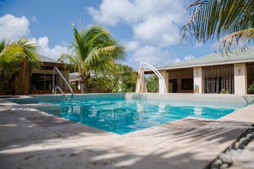 Ofertas en Little Jungle Apartments Aruba (Hotel), Palm-Eagle Beach (Aruba)