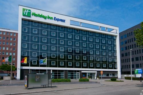 Ofertas en Holiday Inn Express Antwerpen City North, an IHG Hotel (Hotel), Amberes (Bélgica)