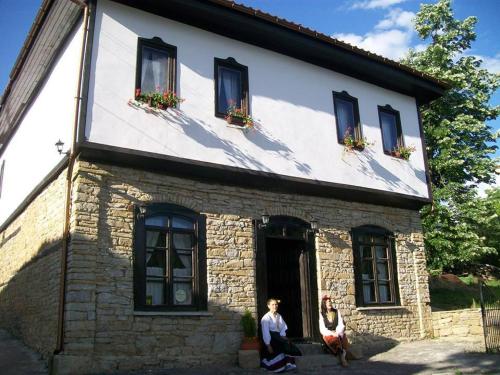 Ofertas en Staroto Shkolo House - rooms for guests (Hostal o pensión), Bozhentsi (Bulgaria)