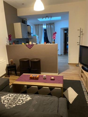 Ofertas en superbe appartement (Apartamento), Charleroi (Bélgica)