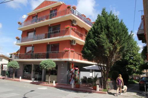 Ofertas en Aparthotel Elly (Hotel), Pomorie (Bulgaria)