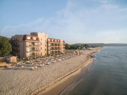 Ofertas en Effect Algara Beach Club Hotel (Hotel), Kranevo (Bulgaria)