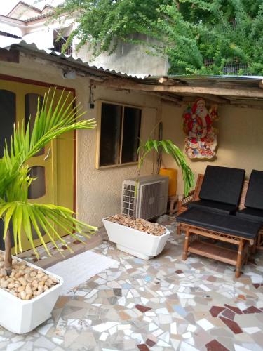 Ofertas en Furnished vacation Loft studio located in a villa in Cotonou, Benin (Pay online or Cash on arrival.) (Apartamento), Cotonú (Benín)