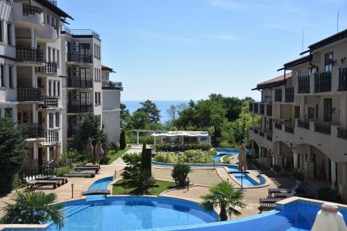 Ofertas en Pearl Beach Apartments in the Cliff Resort 2 (Apartamento), Obzor (Bulgaria)