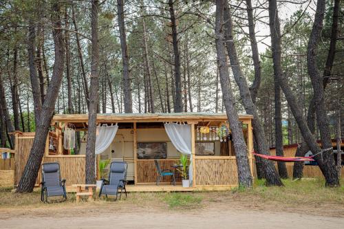 Ofertas en "Sofia" - Luxurious Caravan on Camping Gradina (Camping), Chernomorets (Bulgaria)