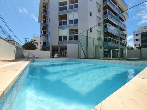 Ofertas en Apto com 3 quartos c/piscina 300mts Praia do Forte Cabo Frio (Apartamento), Cabo Frío (Brasil)