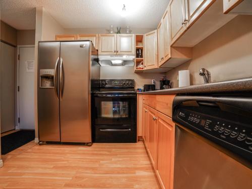 Ofertas en el BV-Calgary Condo, 90min to Banff, Full Kitchen, 30min Airport, Parking Stall, WD, Smart TV (Apartamento) (Canadá)