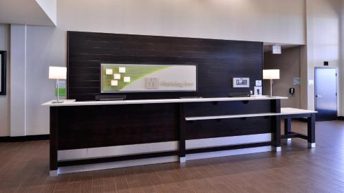 Ofertas en Holiday Inn Hotel & Suites Edmonton Airport Conference Centre, an IHG Hotel (Hotel), Nisku (Canadá)