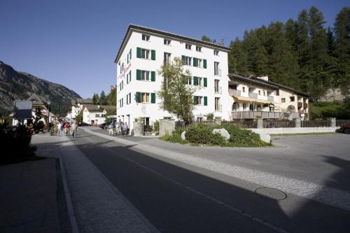 Ofertas en Hotel Seraina (Hotel), Sils-Maria (Suiza)