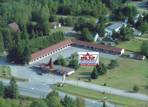 Ofertas en Red Top Motor Inn (Motel), Iron Bridge (Canadá)