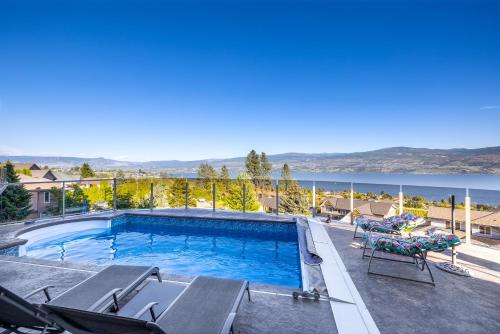 Ofertas en Stunning lake view villa (Villa), West Kelowna (Canadá)