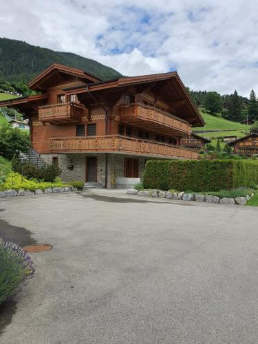 Ofertas en Chalet Alia - Swiss Hotel Apartments (Chalet de montaña), Grindelwald (Suiza)