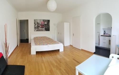 Ofertas en HSH - Serviced Junior Suite - with balcony - Monbijou - Bern City by HSH Hotel Serviced Home (Apartamento), Berna (Suiza)
