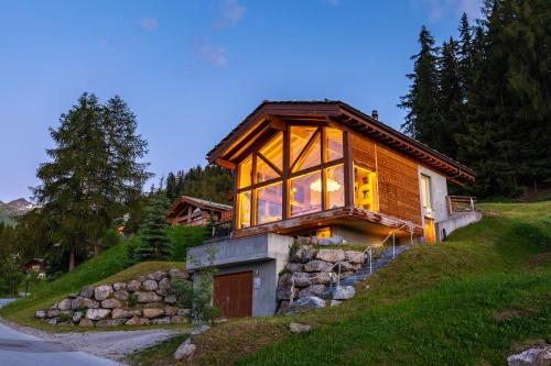 Ofertas en Luxury Spa Chalet with Jacuzzi and Sauna (Chalet de montaña), La Tzoumaz (Suiza)