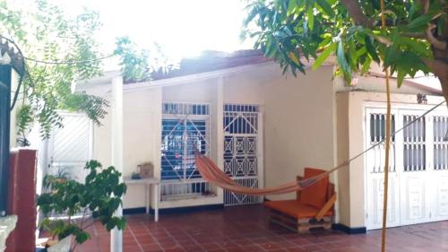 Ofertas en HABITACION PRIVADA EN CASA DE MIS PADRES (Habitación en casa particular), Barranquilla (Colombia)