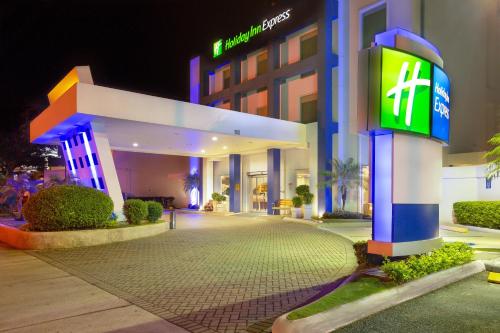Ofertas en Holiday Inn Express San Jose Forum Costa Rica, an IHG Hotel (Hotel), San José (Costa Rica)