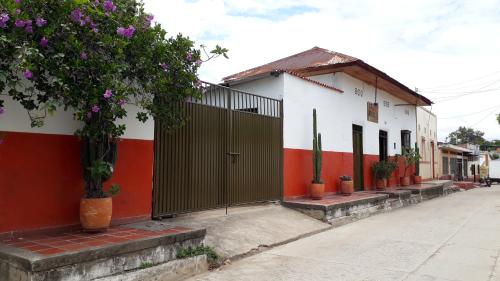 Ofertas en Hostal Villa Cecilia (Albergue), Villavieja (Colombia)