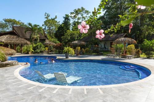 Ofertas en Hotel Suizo Loco Lodge & Resort (Hotel), Cahuita (Costa Rica)