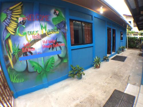 Ofertas en Green Macaw Hostel (Hotel), Tortuguero (Costa Rica)