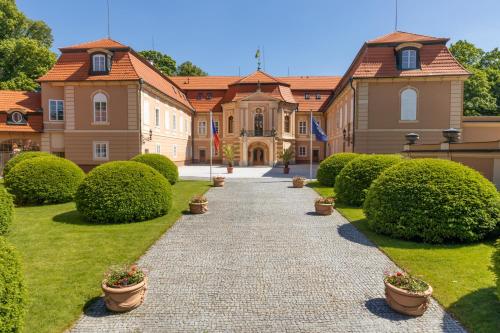 Ofertas en Hotel Zámek Štiřín (Hotel), Kamenice (República Checa)