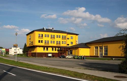 Ofertas en Hotel Zlatý Chlum (Hotel), Česká Ves (República Checa)