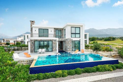 Ofertas en Joya Cypern Seaside Luxurious Villa and Private Pool (Villa), Akanthou (Chipre)