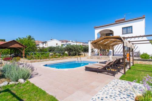 Ofertas en Limone Villas No 4&5 (Villa), Argaka (Chipre)