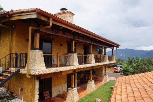 Ofertas en Lujosa casa de montaña con todas las comodidades (Chalet de montaña), Aserrí (Costa Rica)
