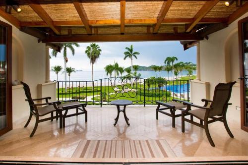 Ofertas en Luxury beachfront unit in Flamingo right in front of the waves (Casa o chalet), Playa Flamingo (Costa Rica)