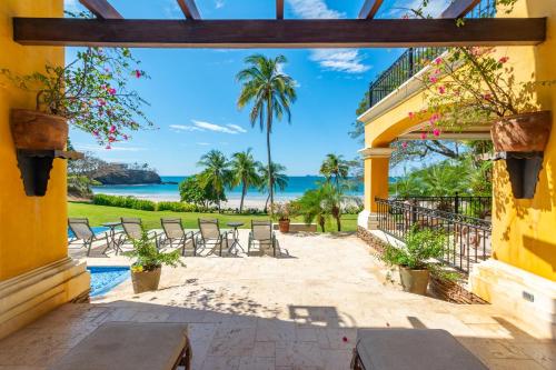Ofertas en Mediterranean-style Flamingo mansion offers the ultimate in beachfront luxury (Casa o chalet), Playa Flamingo (Costa Rica)