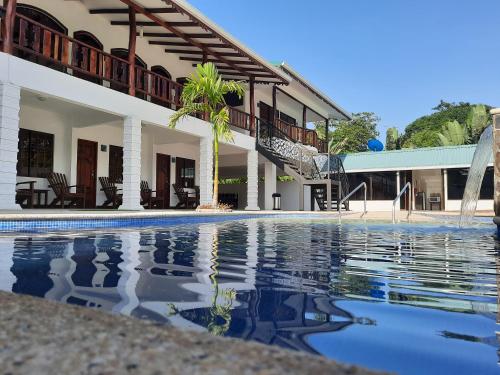Ofertas en Ocean View Lodge (Hotel), Cahuita (Costa Rica)