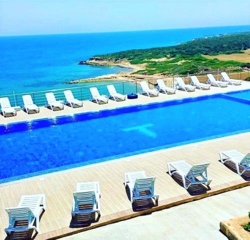 Ofertas en TEKOS GOLDEN HILLS Boutique Hotel & Pool & Beach (Hotel), Rizokarpaso (Chipre)
