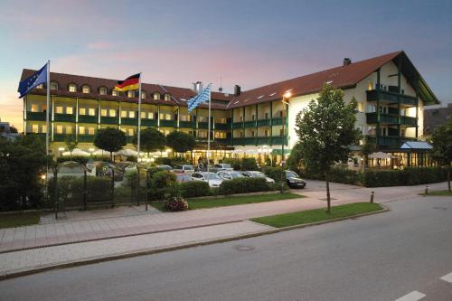 Ofertas en Bauer Hotel und Restaurant (Hotel), Feldkirchen (Alemania)