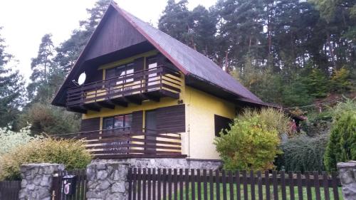 Ofertas en Chata u lesa Máchův kraj (Casa rural), Jestřebí (República Checa)