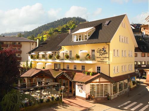Ofertas en Hotel Garni Café Räpple (Hotel), Bad Peterstal-Griesbach (Alemania)