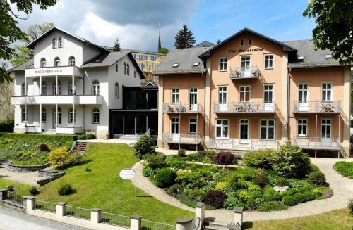 Ofertas en Hotel-Pension Vier Jahreszeiten (Hostal o pensión), Bad Elster (Alemania)