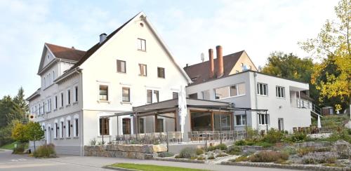 Ofertas en Land-gut-Hotel Landgasthof zur Rose (Hotel), Ehingen (Alemania)