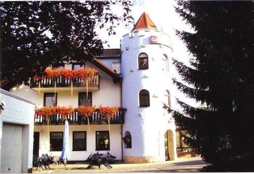 Ofertas en Hotel Gasthof Turm (Hotel), Grünhaid (Alemania)