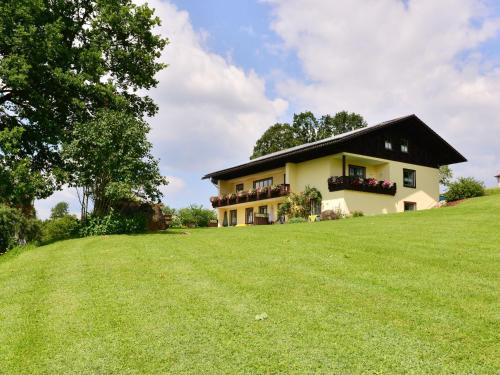 Ofertas en Scenic Holiday Home with Sauna near Ski Area in Bavaria (Casa o chalet), Drachselsried (Alemania)
