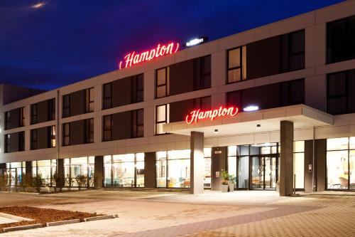 Ofertas en Hampton by Hilton Munich Airport South (Hotel), Hallbergmoos (Alemania)