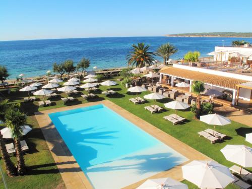 Ofertas en Gecko Hotel & Beach Club (Hotel), Playa de Migjorn (España)