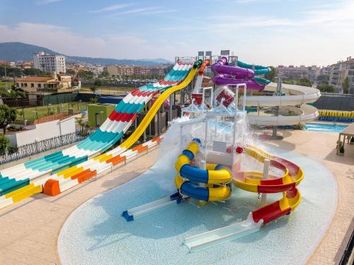 Ofertas en Golden Taurus Aquapark Resort (Hotel), Pineda de Mar (España)
