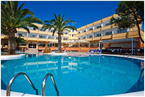 Ofertas en Hotel Spa Sagitario Playa (Resort), Cala Blanca (España)
