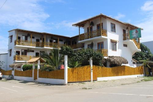 Ofertas en La Mariposa Hostal (Hotel), Olón (Ecuador)