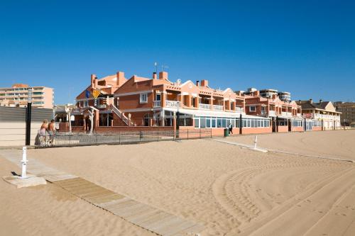Ofertas en Lloyds Beach Club (Apartahotel), Torrevieja (España)
